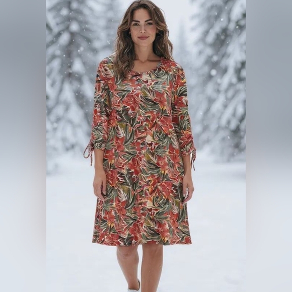 Caribbean Joe -NWT- Red and Green Christmas Floral Dress, Tie Sleeves, Size S - Picture 10 of 14